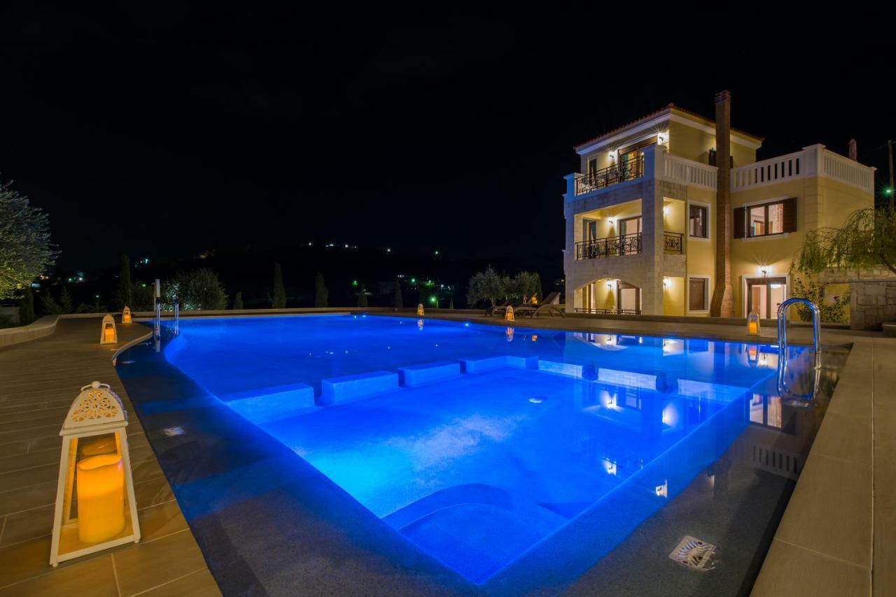 Casa Leone Suites Stalós Dış mekan fotoğraf